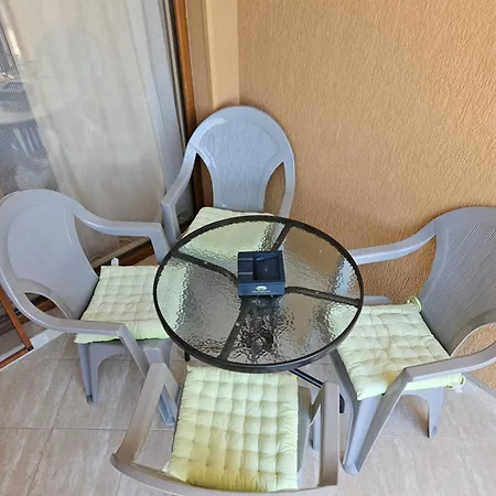 ивон, комплекс нестинарка, Apartment
